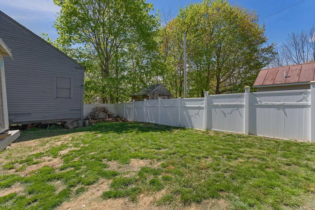 58 Middle Street Augusta ME 04330
