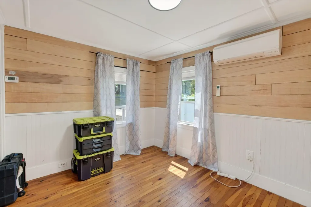 58 Middle Street Augusta ME 04330
