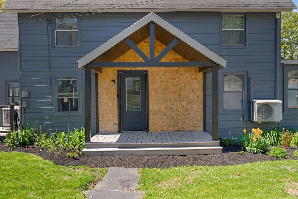 58 Middle Street Augusta ME 04330