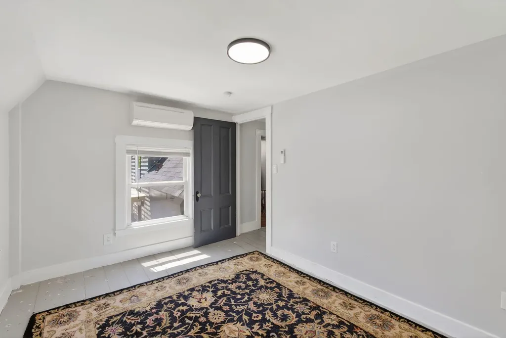 58 Middle Street Augusta ME 04330