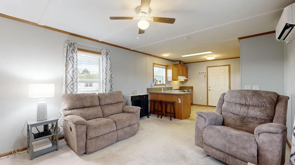 20 Joshs Way Poland ME 04274