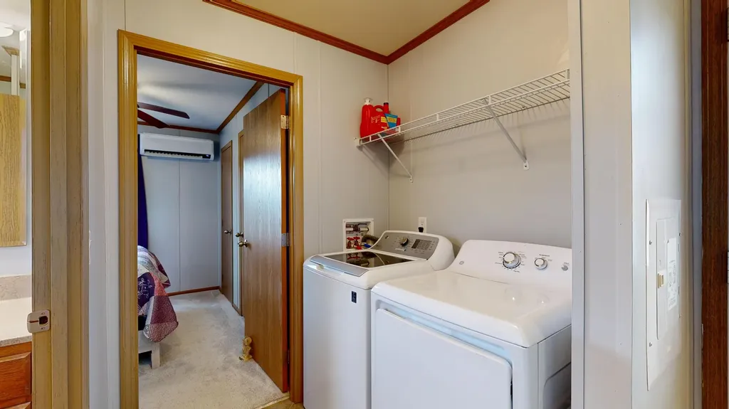 20 Joshs Way Poland ME 04274