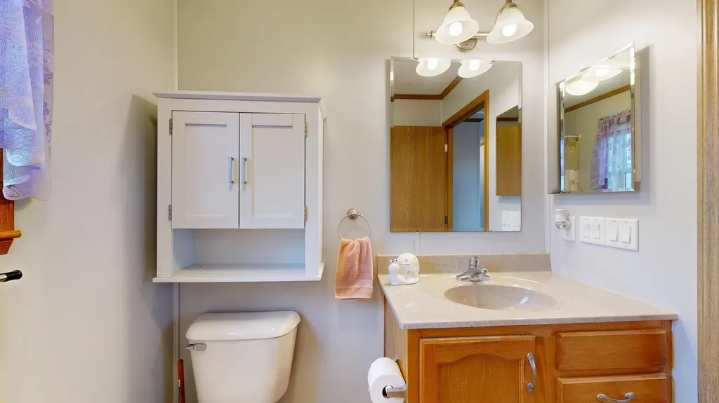 20 Joshs Way Poland ME 04274