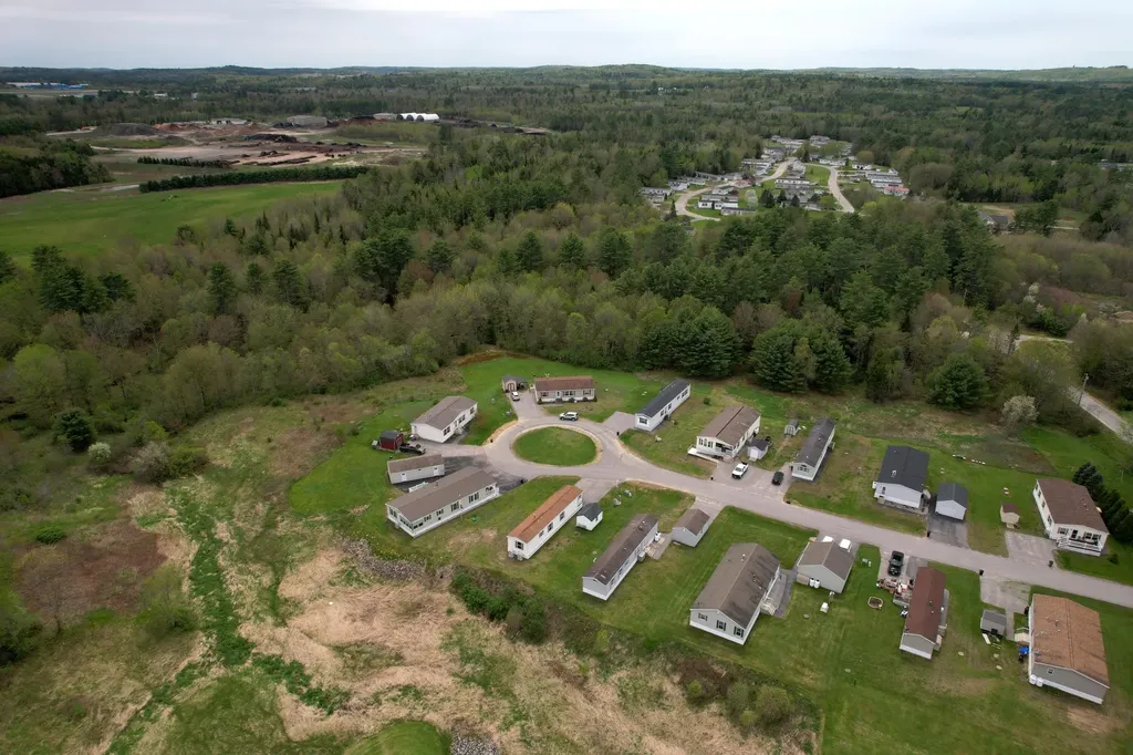 20 Joshs Way Poland ME 04274