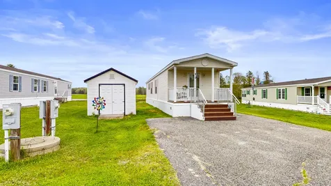 20 Joshs Way Poland ME 04274