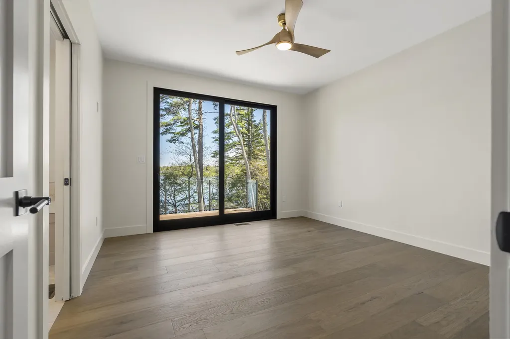 80 Riverview Landing Damariscotta ME 04543