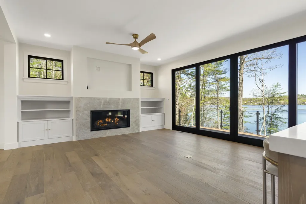 80 Riverview Landing Damariscotta ME 04543
