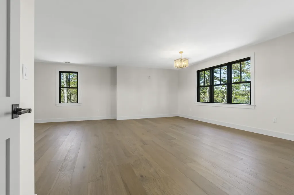 80 Riverview Landing Damariscotta ME 04543