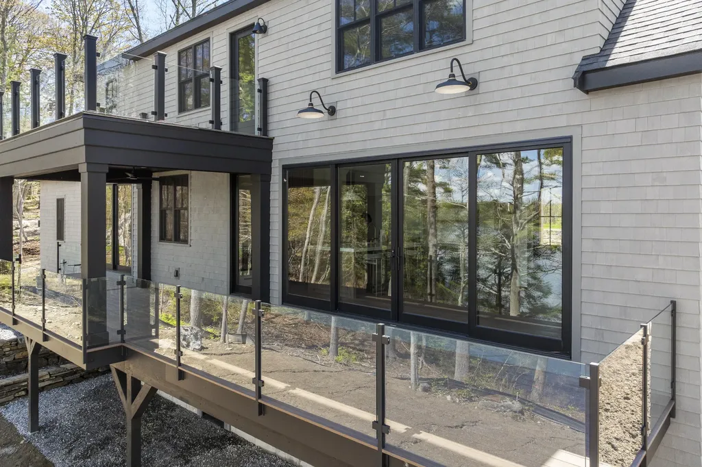 80 Riverview Landing Damariscotta ME 04543