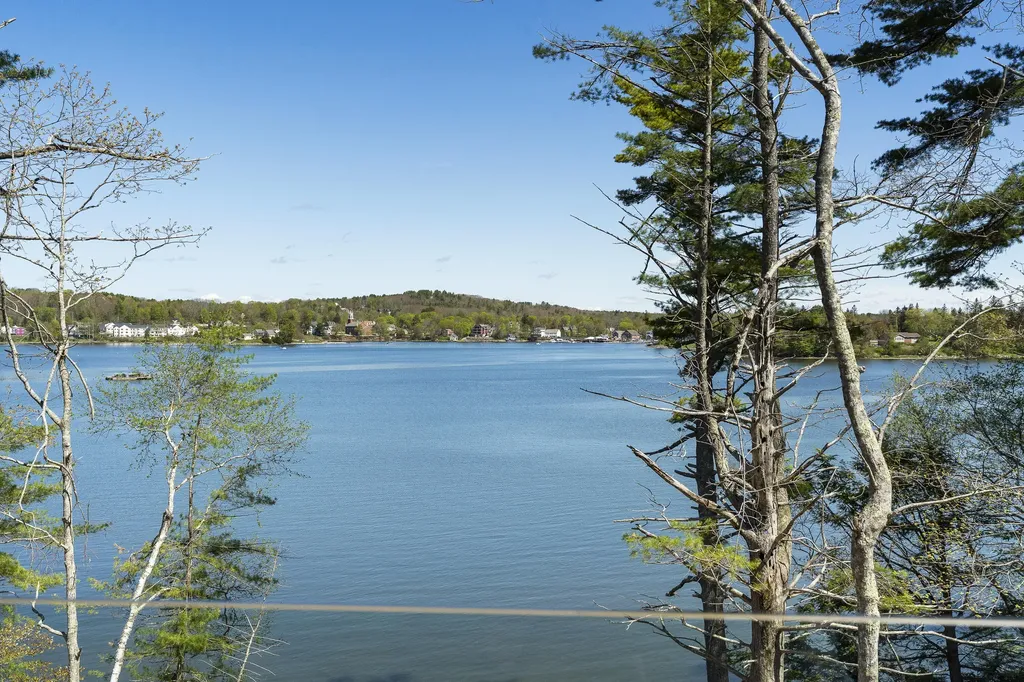 80 Riverview Landing Damariscotta ME 04543