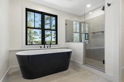 80 Riverview Landing Damariscotta ME 04543
