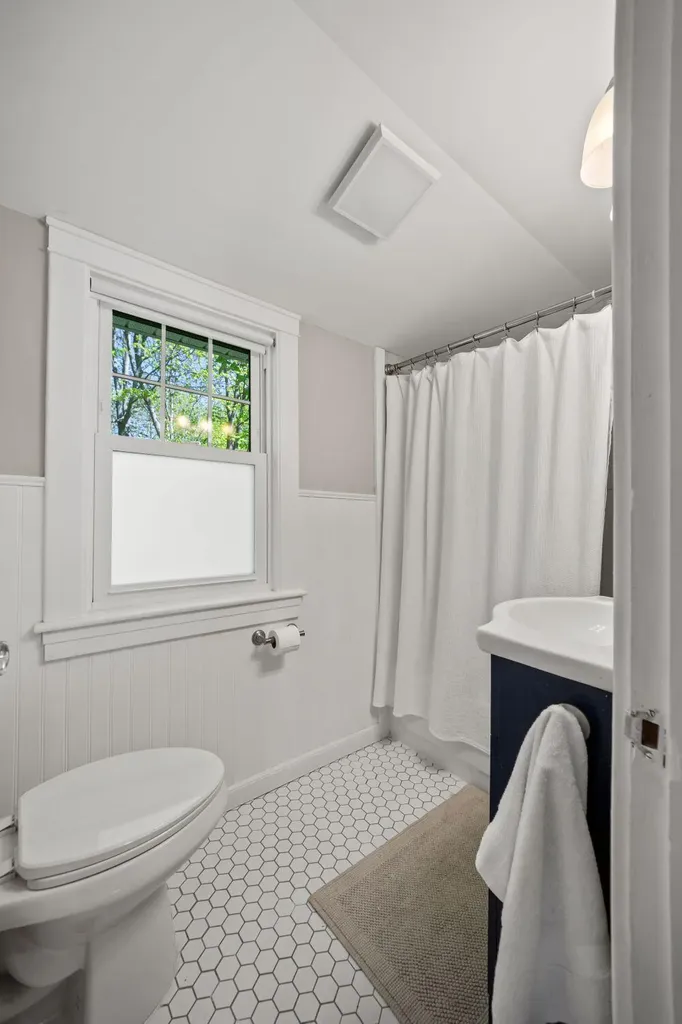 69 Oak Street Waterville ME 04901