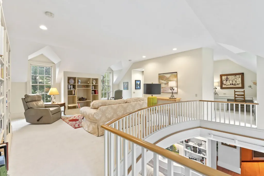 18 Zeitler Farm Road Brunswick ME 04011