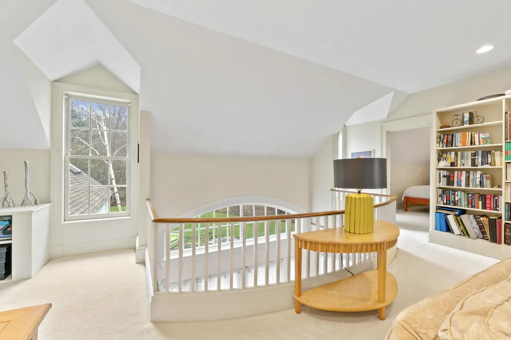 18 Zeitler Farm Road Brunswick ME 04011