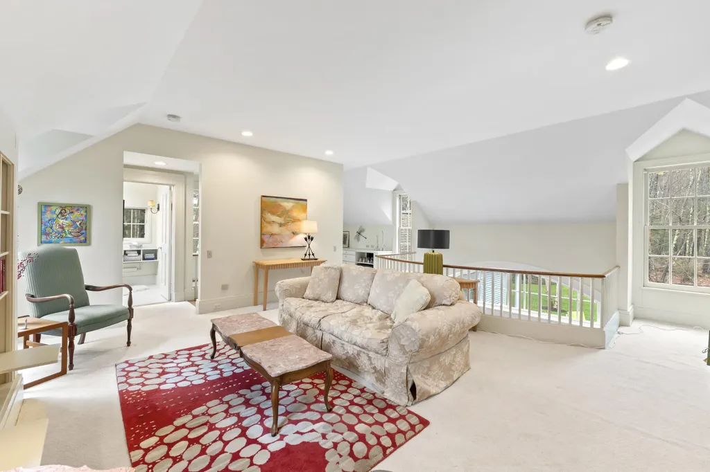 18 Zeitler Farm Road Brunswick ME 04011