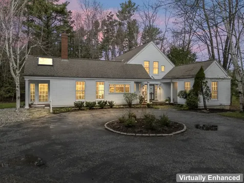 18 Zeitler Farm Road Brunswick ME 04011