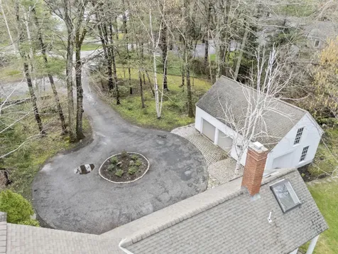 18 Zeitler Farm Road Brunswick ME 04011