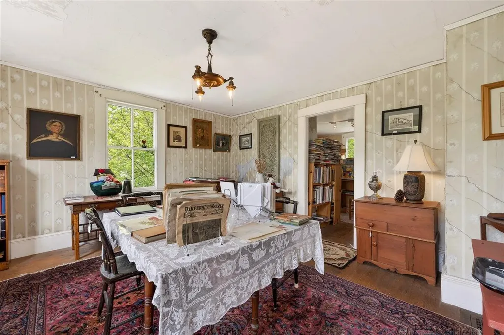 2100 U.s. 1 Sullivan ME 04684