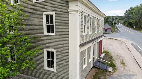2100 U.s. 1 Sullivan ME 04684