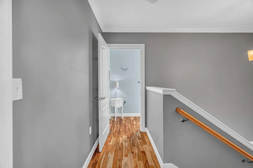 7 Hodgdon Lane Boothbay ME 04537