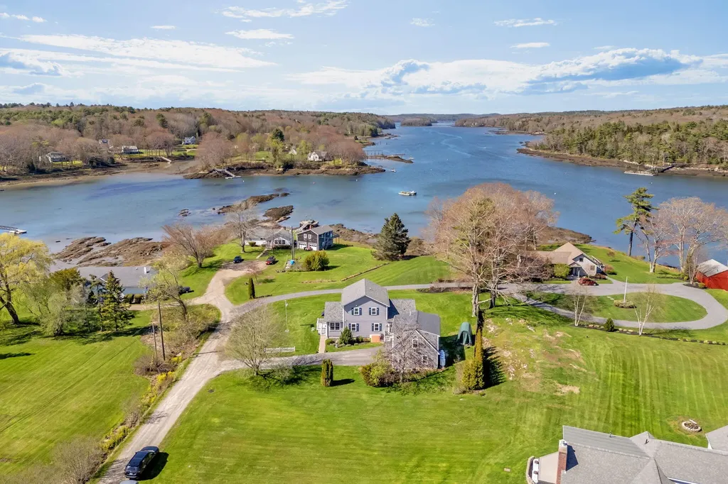 7 Hodgdon Lane Boothbay ME 04537