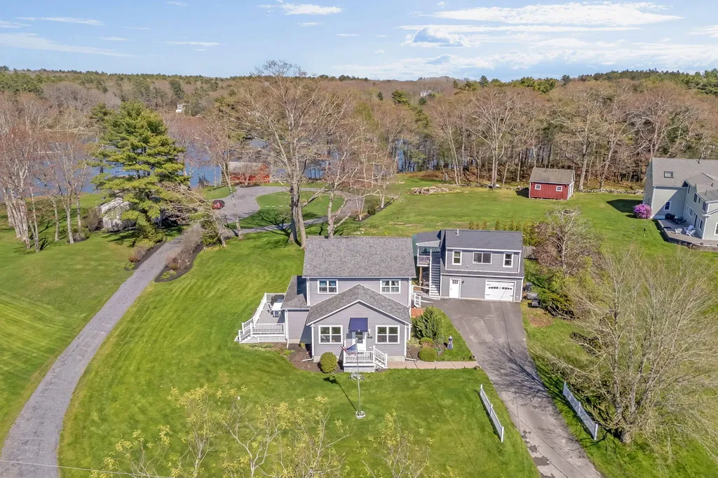 7 Hodgdon Lane Boothbay ME 04537