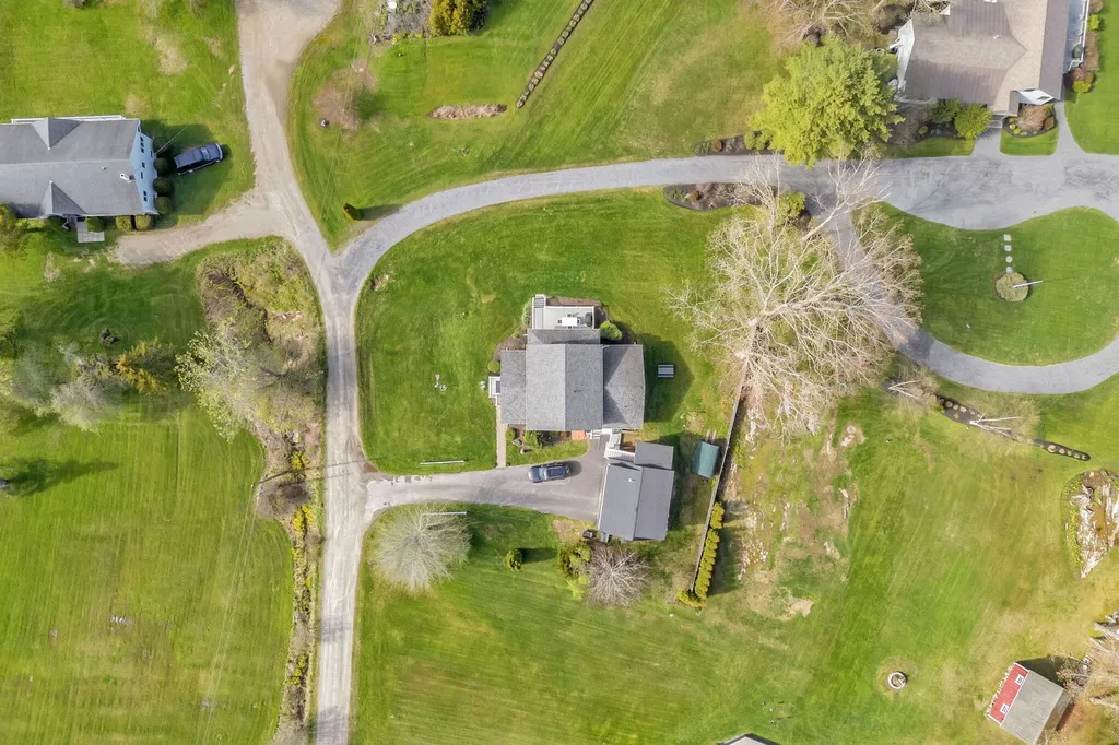 7 Hodgdon Lane Boothbay ME 04537