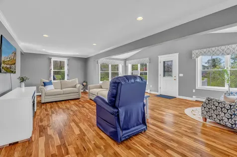 7 Hodgdon Lane Boothbay ME 04537