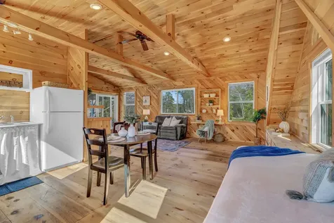 7 Hodgdon Lane Boothbay ME 04537