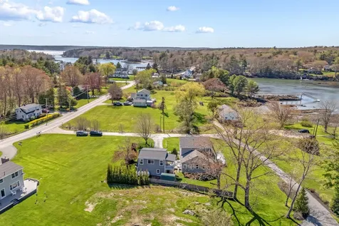 7 Hodgdon Lane Boothbay ME 04537
