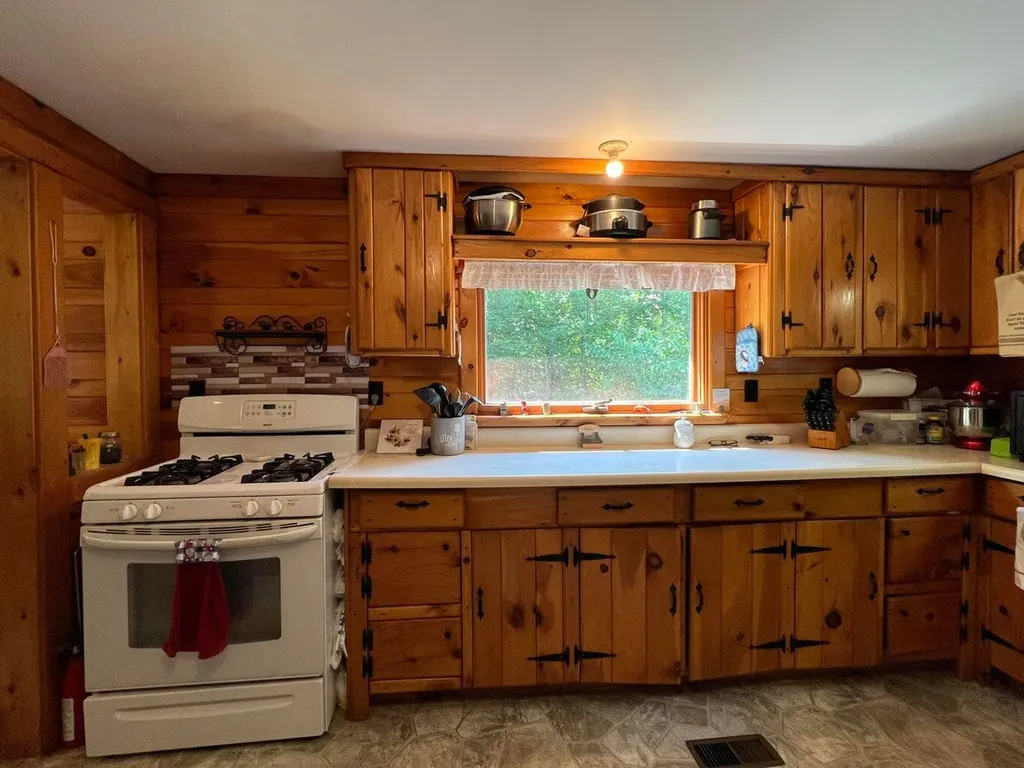 7 Peterson Road Bowerbank ME 04426