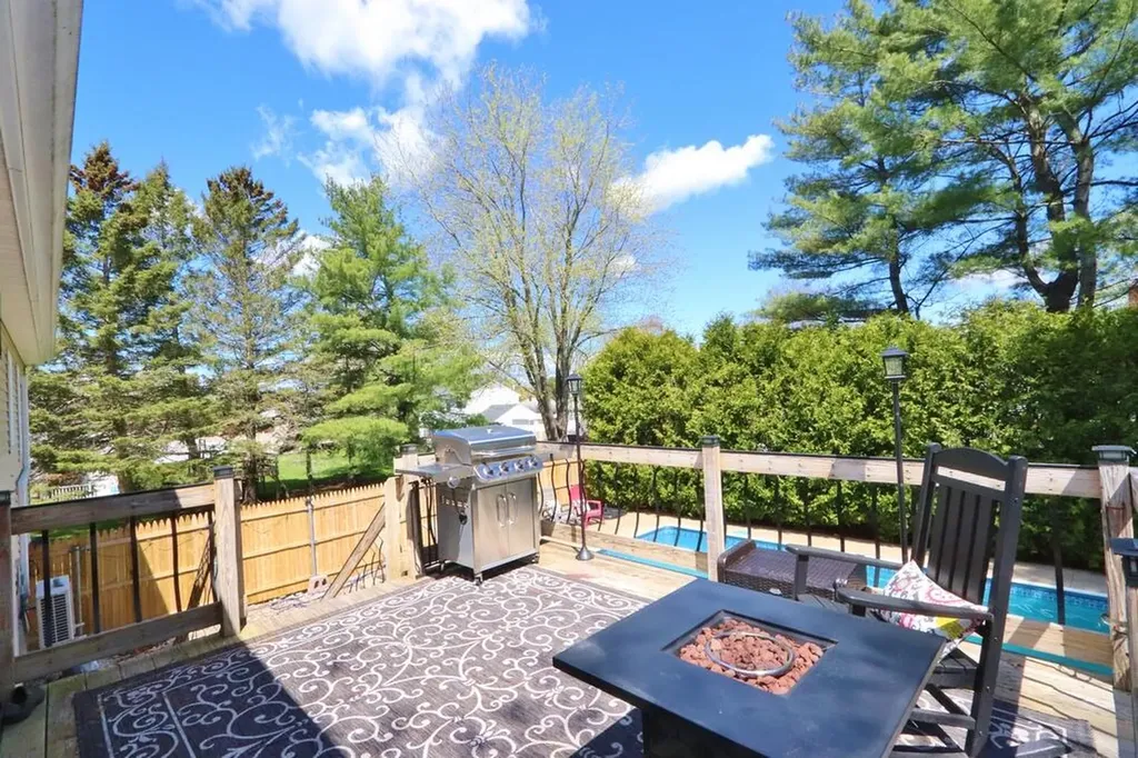 16 Willow Way Brewer ME 04412