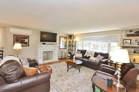 16 Willow Way Brewer ME 04412
