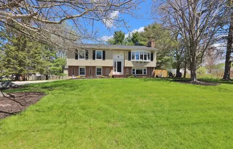 16 Willow Way Brewer ME 04412