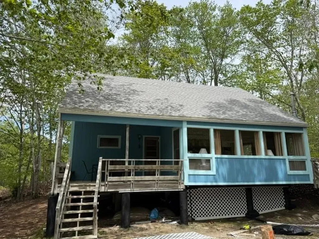 40 Highpoint Drive Frye Island ME 04071