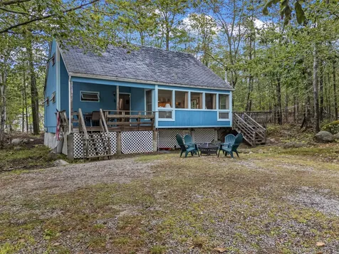 40 Highpoint Drive Frye Island ME 04071