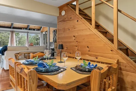 40 Highpoint Drive Frye Island ME 04071