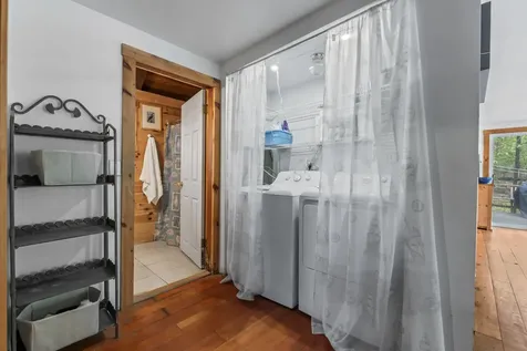 40 Highpoint Drive Frye Island ME 04071