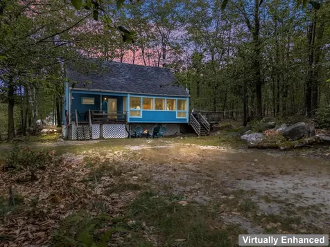 40 Highpoint Drive Frye Island ME 04071