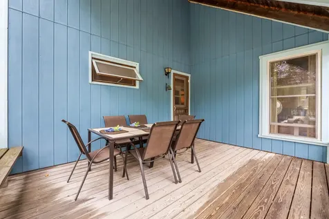 40 Highpoint Drive Frye Island ME 04071
