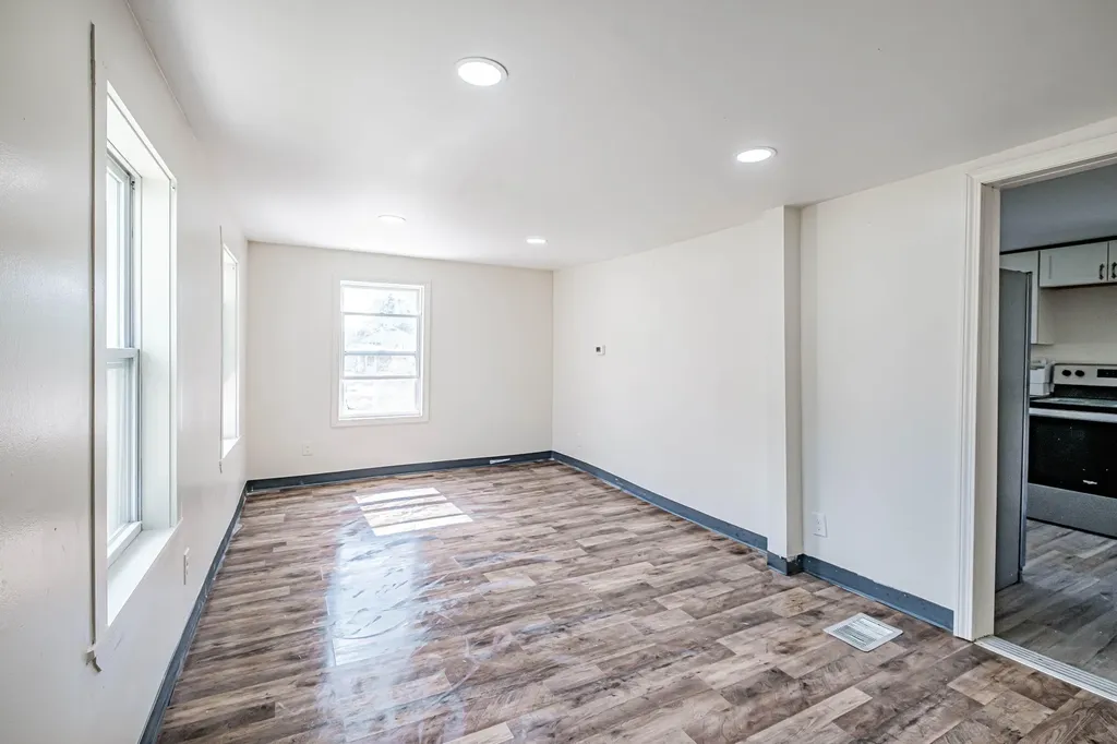 178 Main Street Lisbon ME 04252