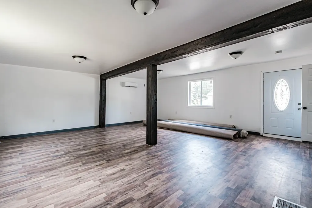 178 Main Street Lisbon ME 04252