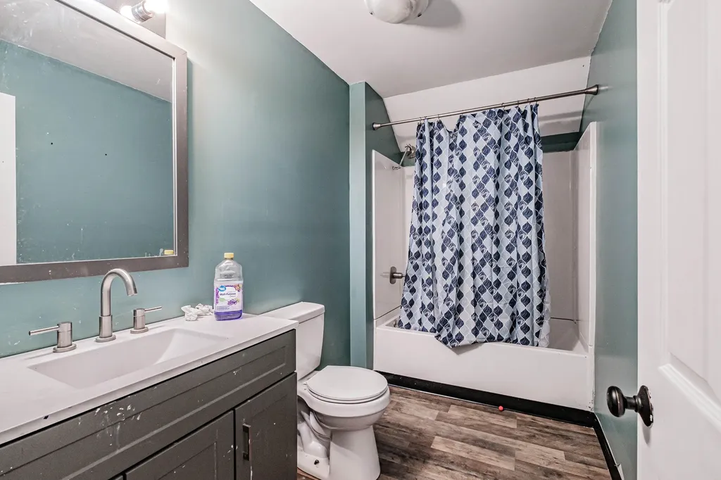 178 Main Street Lisbon ME 04252