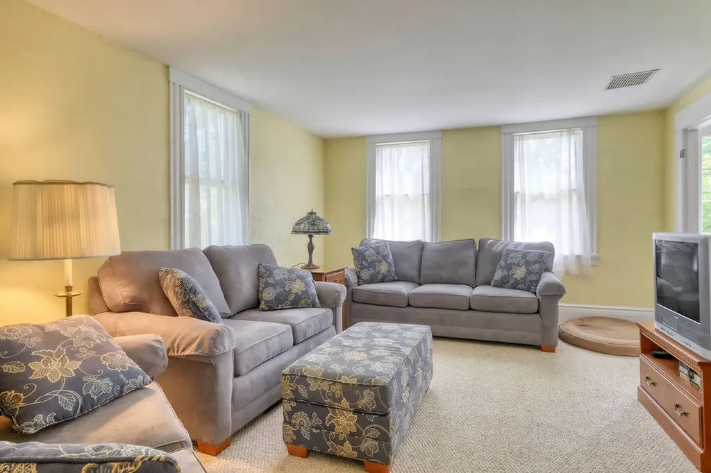 11 Sunset Road Deer Isle ME 04627