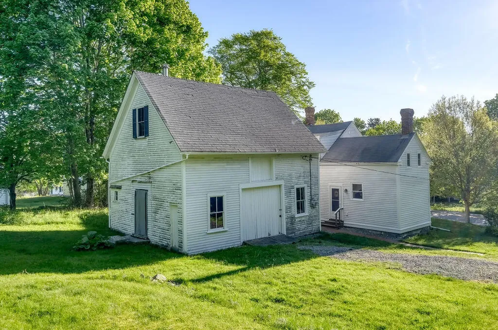 11 Sunset Road Deer Isle ME 04627