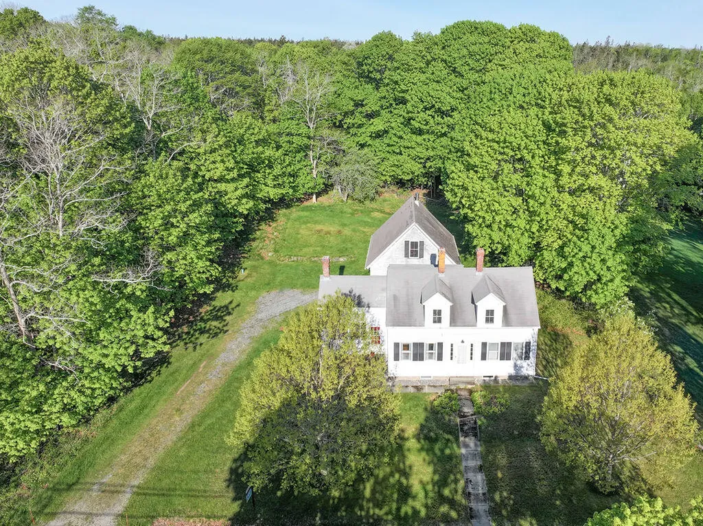 11 Sunset Road Deer Isle ME 04627