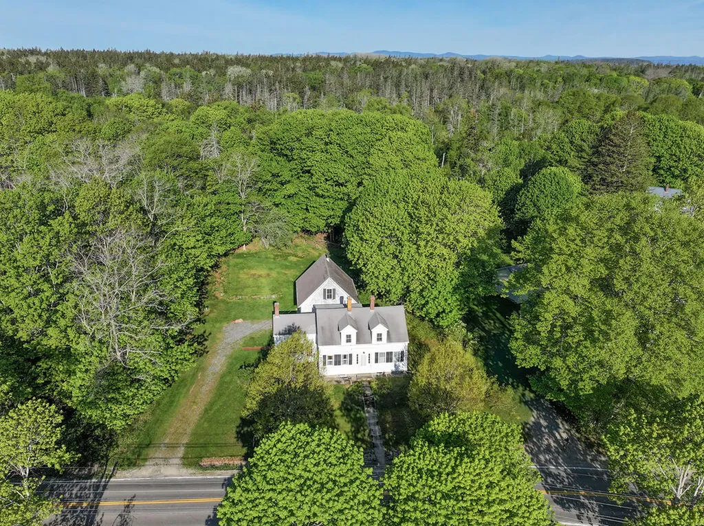 11 Sunset Road Deer Isle ME 04627