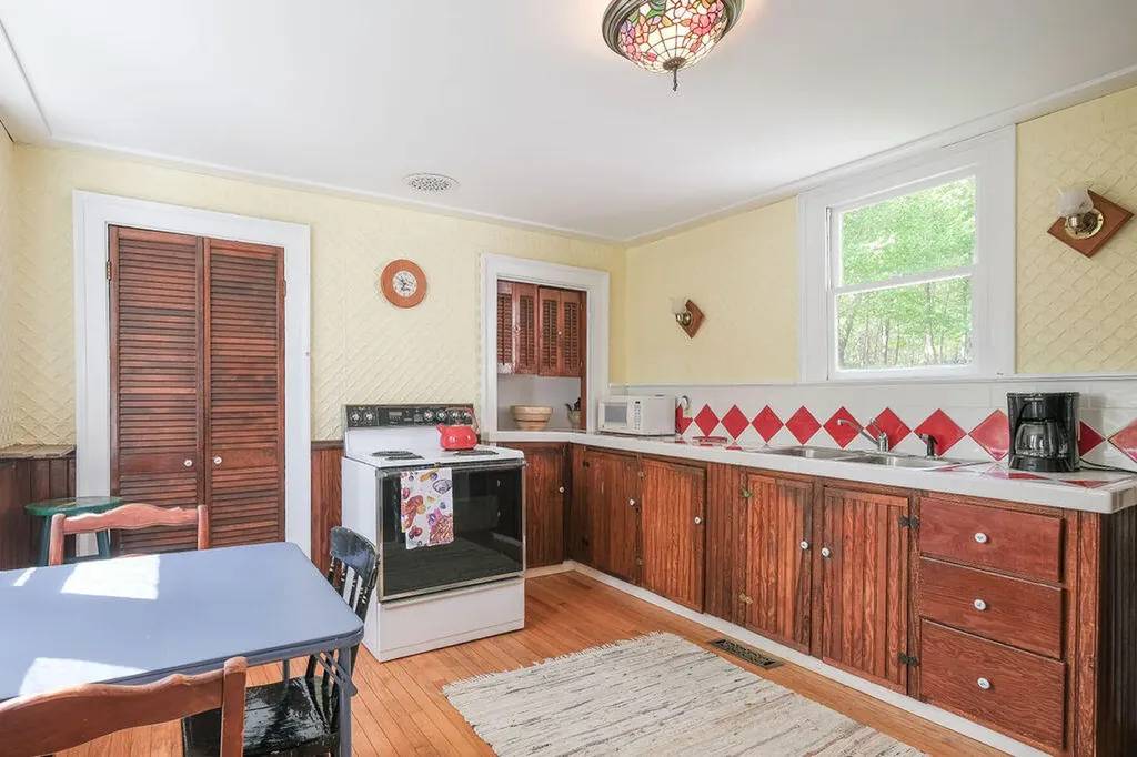 11 Sunset Road Deer Isle ME 04627