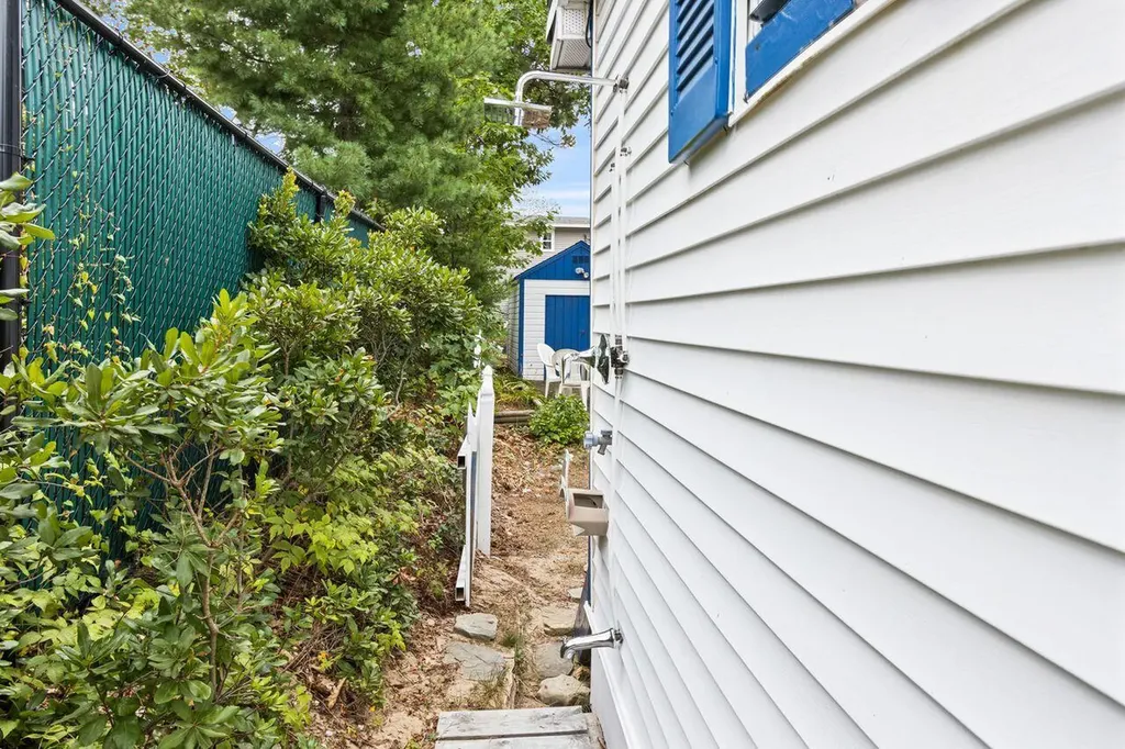 3 Island View Avenue Saco ME 04072
