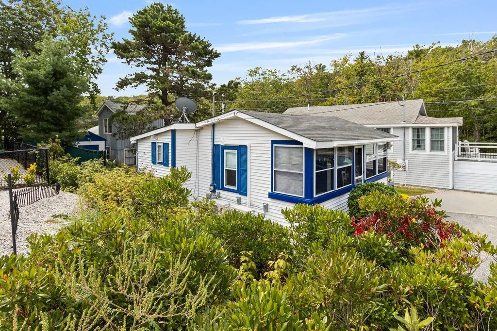 3 Island View Avenue Saco ME 04072
